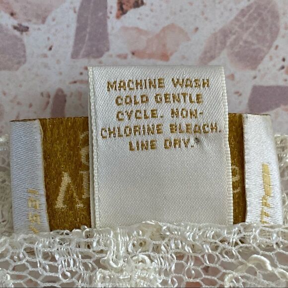 Vintage Victoria secret lace floral top - Picture 4 of 10